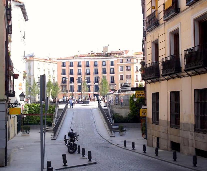 Céntrico y cómodo apto en Opera - Palacio Real Madri Exterior foto